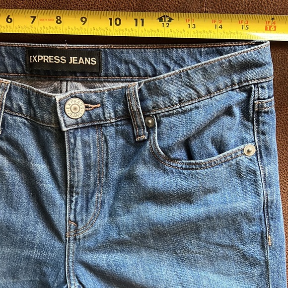 Express Girlfriend Step-Up Jeans - Picture 13 of 16